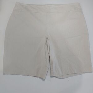 ATTYRE, Women's Cream Shorts Plus Size 22W NWNT